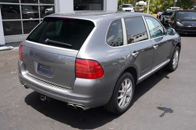 2005 Porsche Cayenne 4dr Turbo Tiptronic - 23038837 - 14