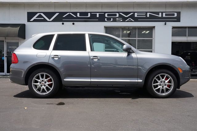 2005 Porsche Cayenne 4dr Turbo Tiptronic - 23038837 - 16