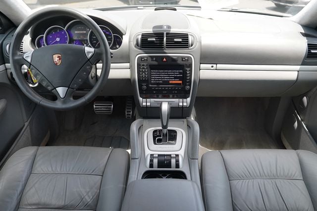 2005 Porsche Cayenne 4dr Turbo Tiptronic - 23038837 - 1