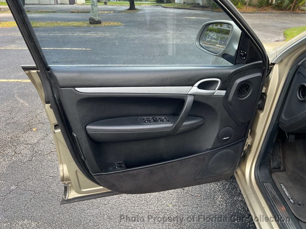 2005 Porsche Cayenne S AWD Tiptronic - 22688568 - 22