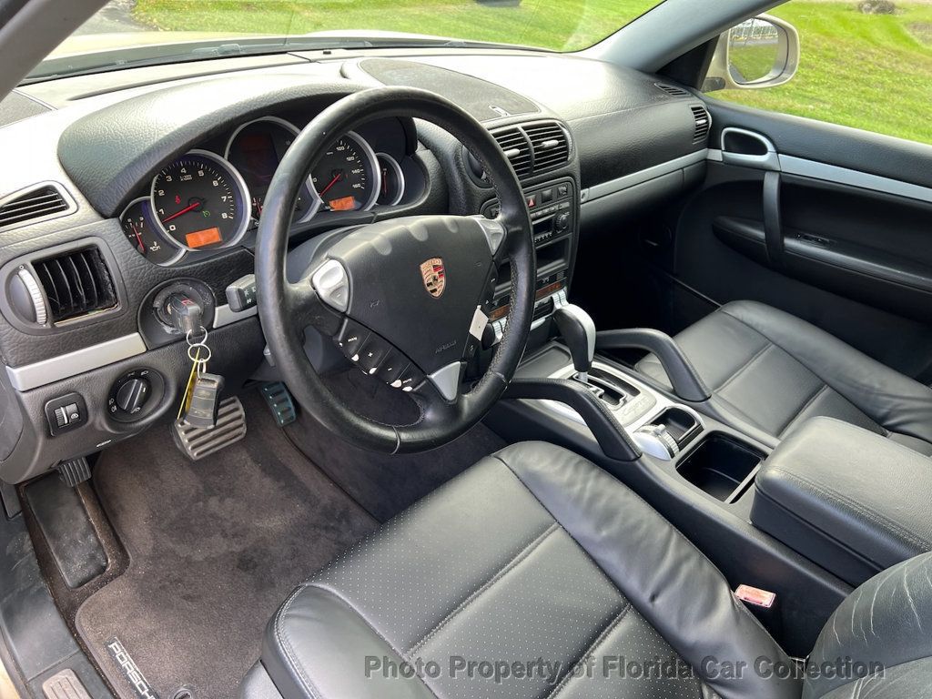 2005 Porsche Cayenne S AWD Tiptronic - 22688568 - 26