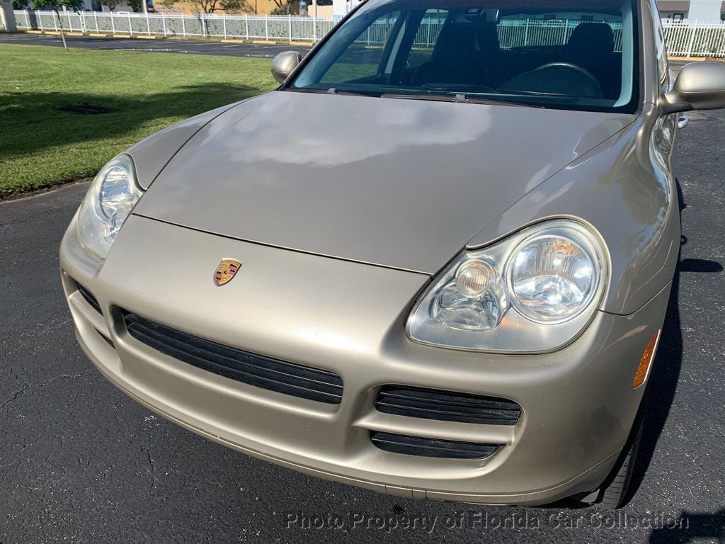 2005 Porsche Cayenne S Tiptronic - 22688568 - 23