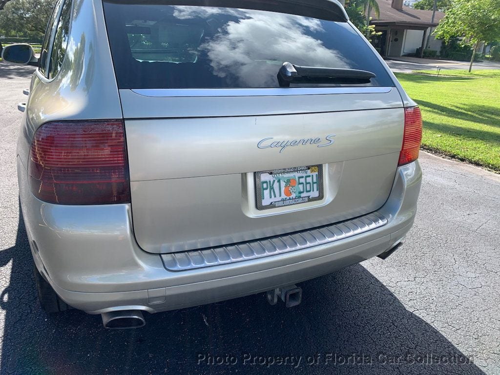 2005 Porsche Cayenne S Tiptronic - 22688568 - 24