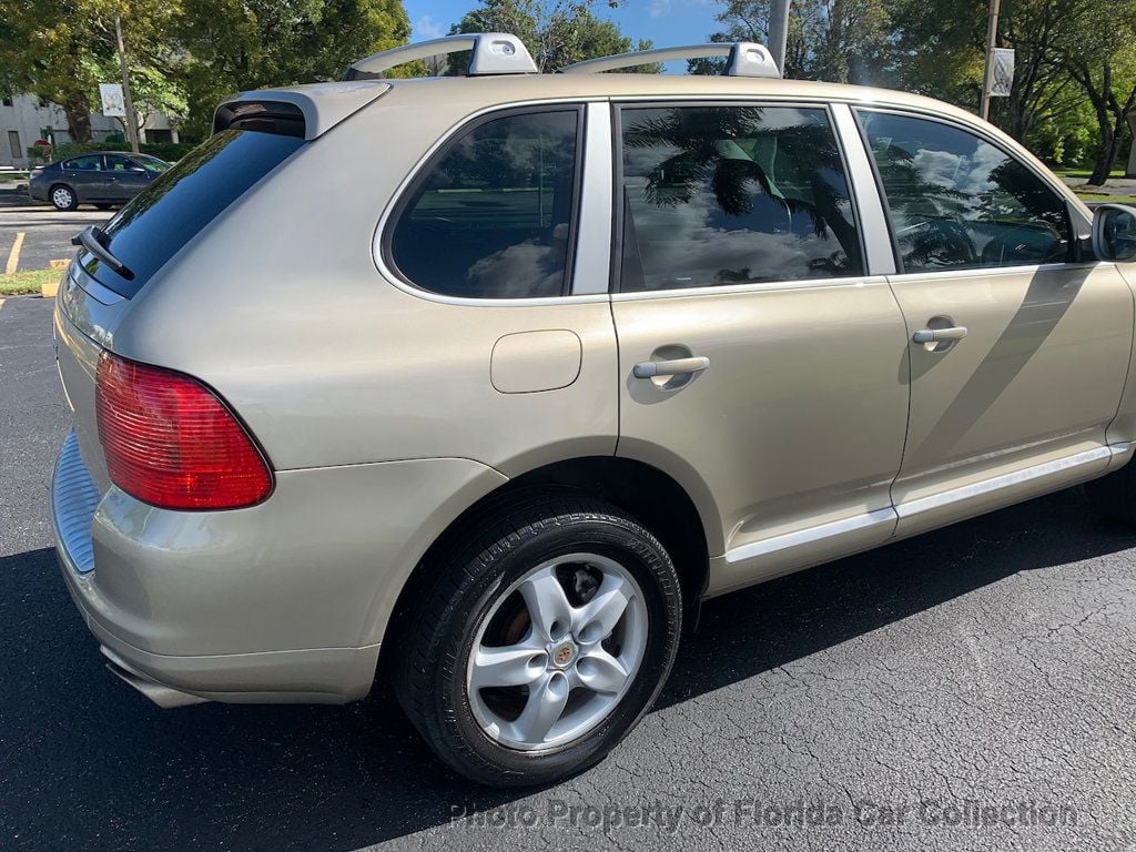 2005 Porsche Cayenne S Tiptronic - 22688568 - 30