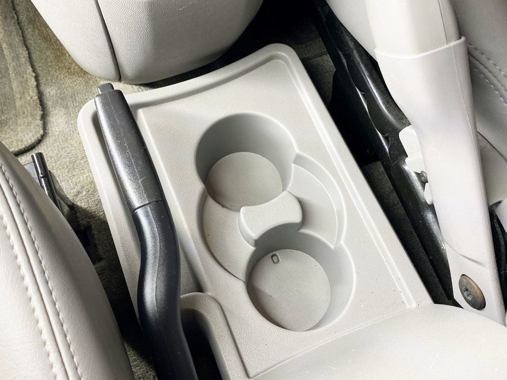 2005 Saturn Vue 4dr FWD Automatic V6 - 22896143 - 29