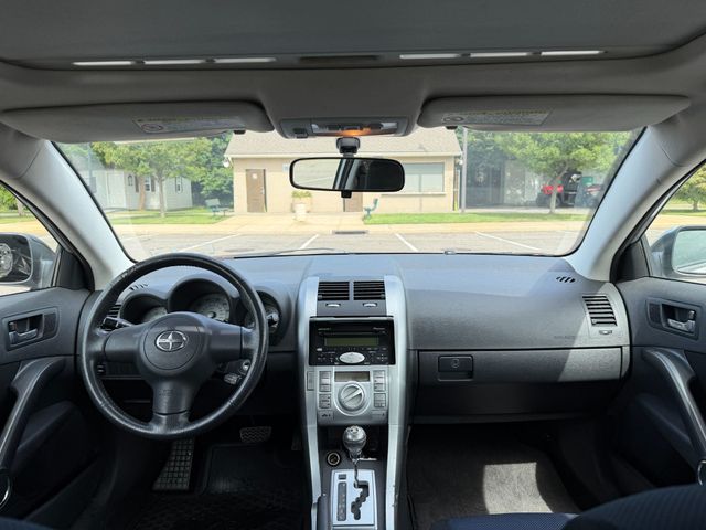 2005 Scion tC CLEAN CARFAX, 1 OWNER, PAN SUNROOF, ALLOY WHEELS, SPORT SEATS - 23080581 - 2
