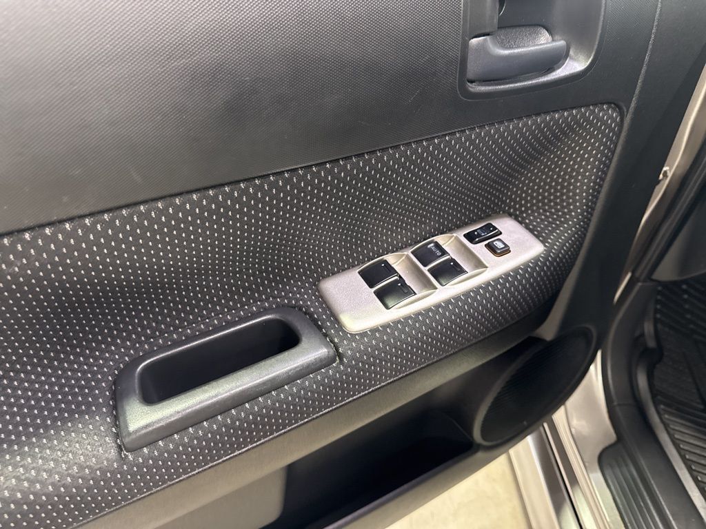 2005 Scion xB 5dr Wagon Automatic - 23016674 - 18