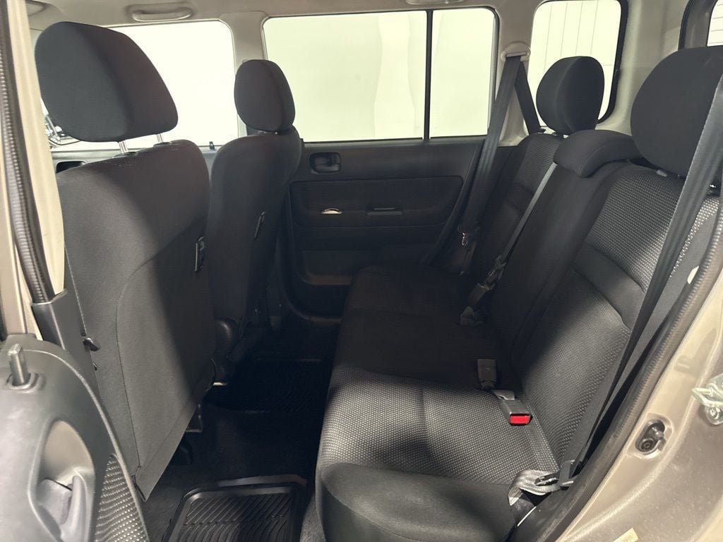 2005 Scion xB 5dr Wagon Automatic - 23016674 - 19