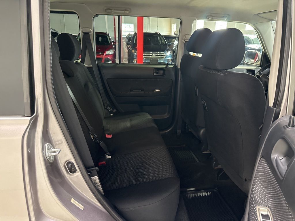2005 Scion xB 5dr Wagon Automatic - 23016674 - 24