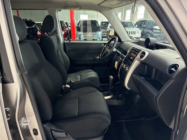 2005 Scion xB 5dr Wagon Automatic - 23016674 - 28