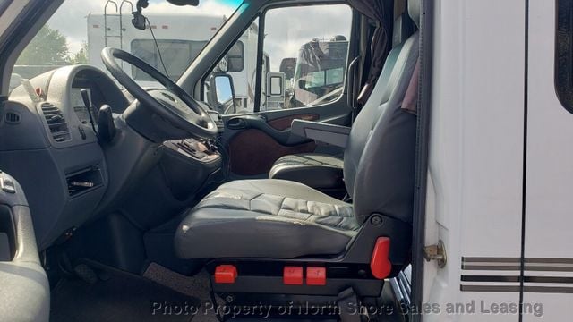 2005 Sprinter Leisure Travel Free Spirit - 22619367 - 61