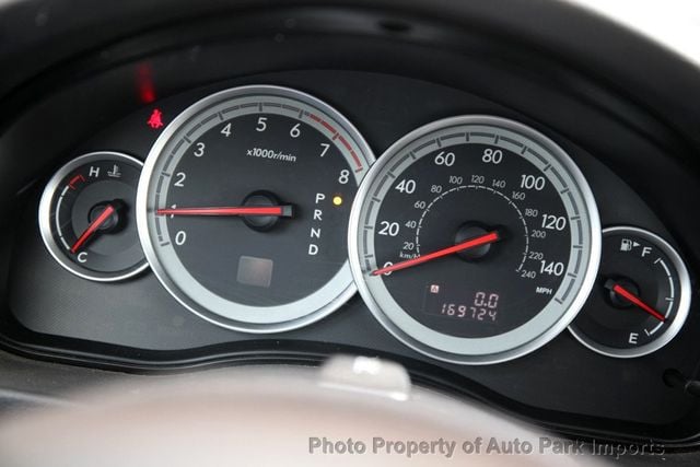 2005 Subaru Legacy Sedan 2.5i Automatic - 22755687 - 33