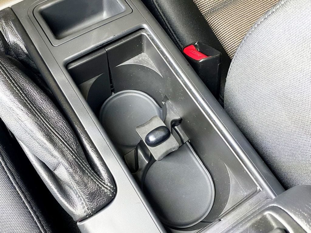 2005 Subaru Legacy Sedan 2.5i Ltd Automatic PZEV - 22967049 - 32