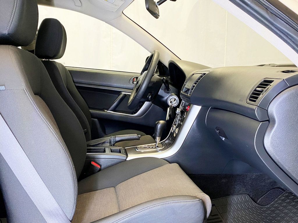2005 Subaru Legacy Sedan 2.5i Ltd Automatic PZEV - 22967049 - 37