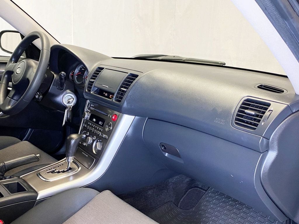 2005 Subaru Legacy Sedan 2.5i Ltd Automatic PZEV - 22967049 - 38