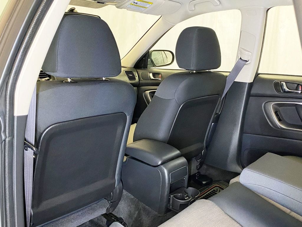 2005 Subaru Legacy Sedan 2.5i Ltd Automatic PZEV - 22967049 - 44