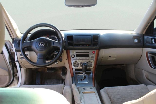 2005 Subaru Outback 2.5i AWD 4dr Wagon - 22970248 - 8