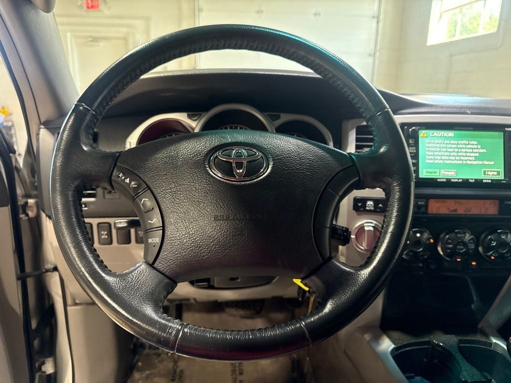 2005 Toyota 4Runner 4dr Limited V8 Automatic 4WD - 23050621 - 10
