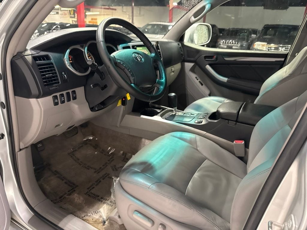 2005 Toyota 4Runner 4dr Limited V8 Automatic 4WD - 23050621 - 23