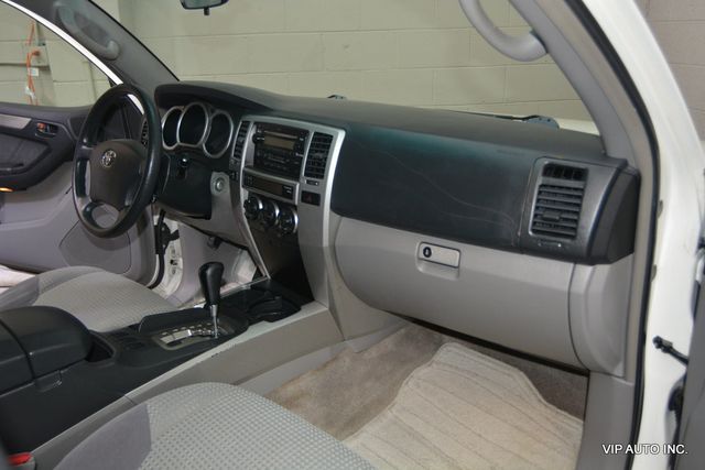 2005 Toyota 4Runner 4dr SR5 V6 Automatic - 23006418 - 21