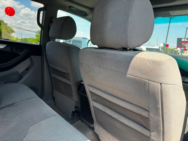 2005 Toyota 4Runner 4dr SR5 V6 Automatic 4WD - 23041705 - 13