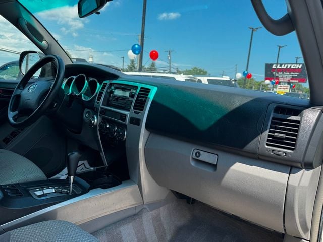 2005 Toyota 4Runner 4dr SR5 V6 Automatic 4WD - 23041705 - 15