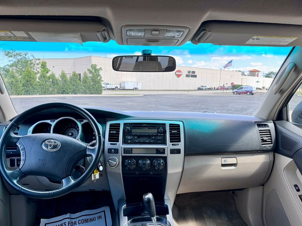 2005 Toyota 4Runner 4dr SR5 V6 Automatic 4WD - 23042733 - 16