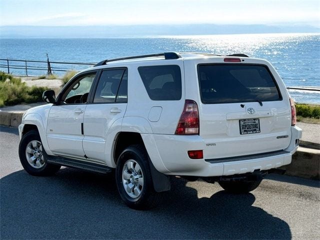 2005 Toyota 4Runner 4dr SR5 V8 Automatic - 22632322 - 5