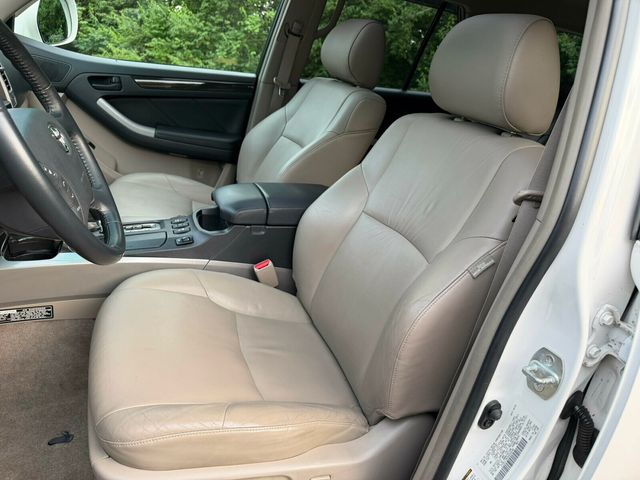 2005 Toyota 4Runner Rare V8! Limited, JBL Audio System, Rear Air Suspension - 23028190 - 14