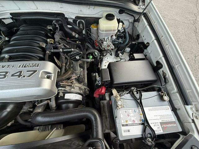2005 Toyota 4Runner Rare V8! Limited, JBL Audio System, Rear Air Suspension - 23028190 - 20