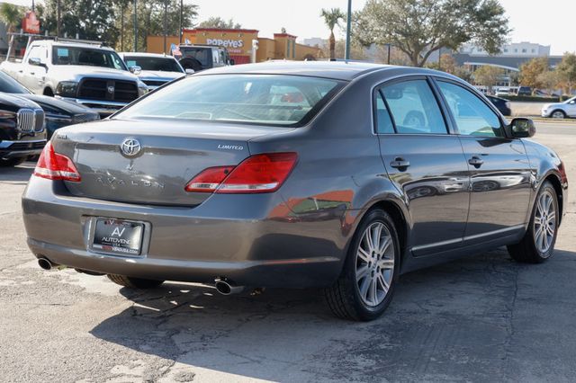 2005 Toyota Avalon 4dr Sedan Limited - 22952832 - 13