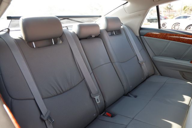 2005 Toyota Avalon 4dr Sedan Limited - 22952832 - 16