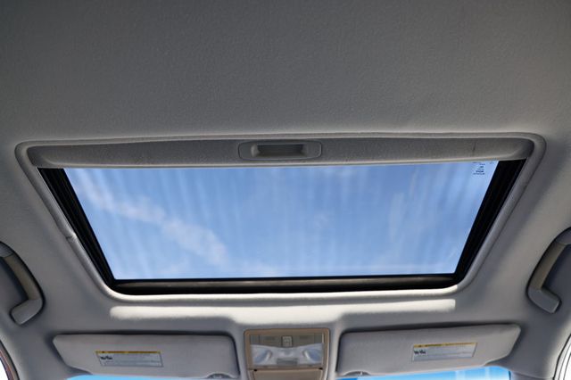 2005 Toyota Avalon 4dr Sedan Limited - 22952832 - 25