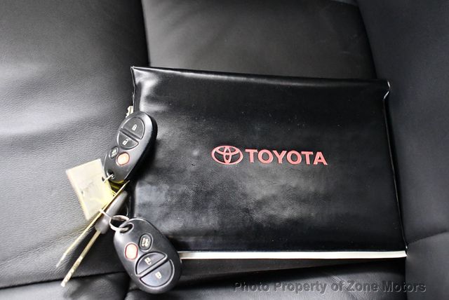 2005 Toyota Avalon 4dr Sedan XL - 22719845 - 34