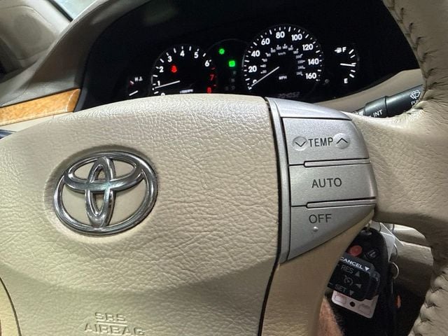2005 Toyota Avalon 4dr Sedan XL - 23064498 - 15