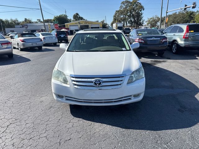 2005 Toyota Avalon 4dr Sedan XL - 22964595 - 2