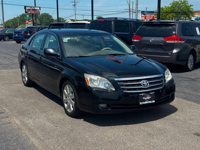 2005 Toyota Avalon 4dr Sedan XL - 23031341 - 2
