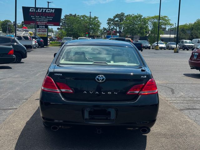 2005 Toyota Avalon 4dr Sedan XL - 23031341 - 5