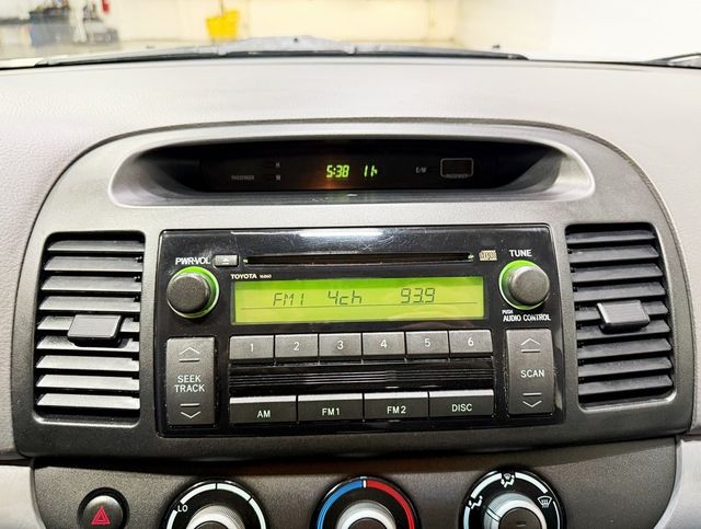 2005 Toyota Camry 4dr Sedan LE Automatic - 22935353 - 13