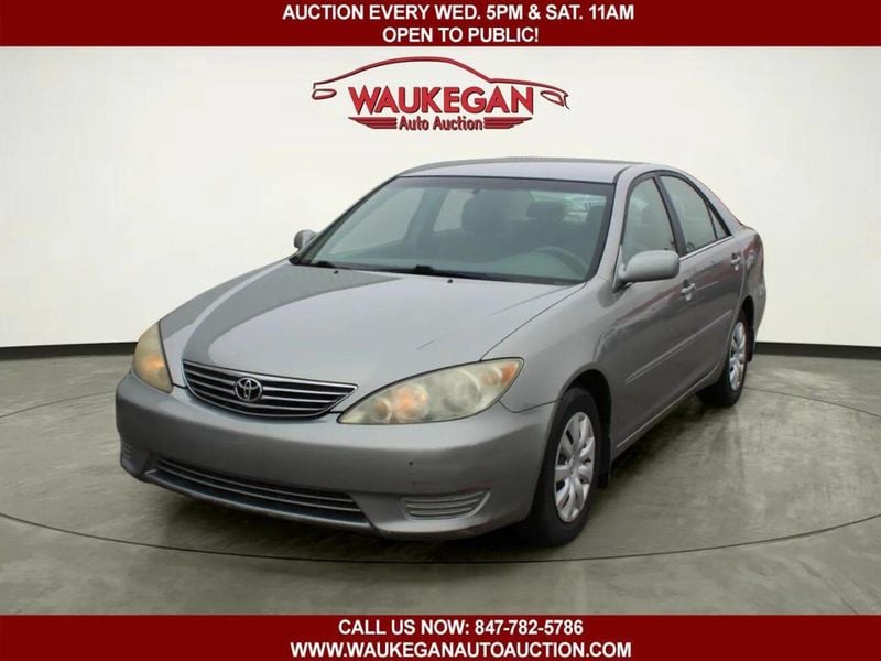 2005 Toyota Camry 4dr Sedan LE Automatic - 22968953 | Video 1