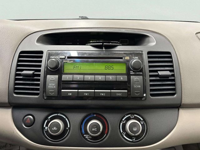 2005 Toyota Camry 4dr Sedan LE Automatic - 22961853 - 22