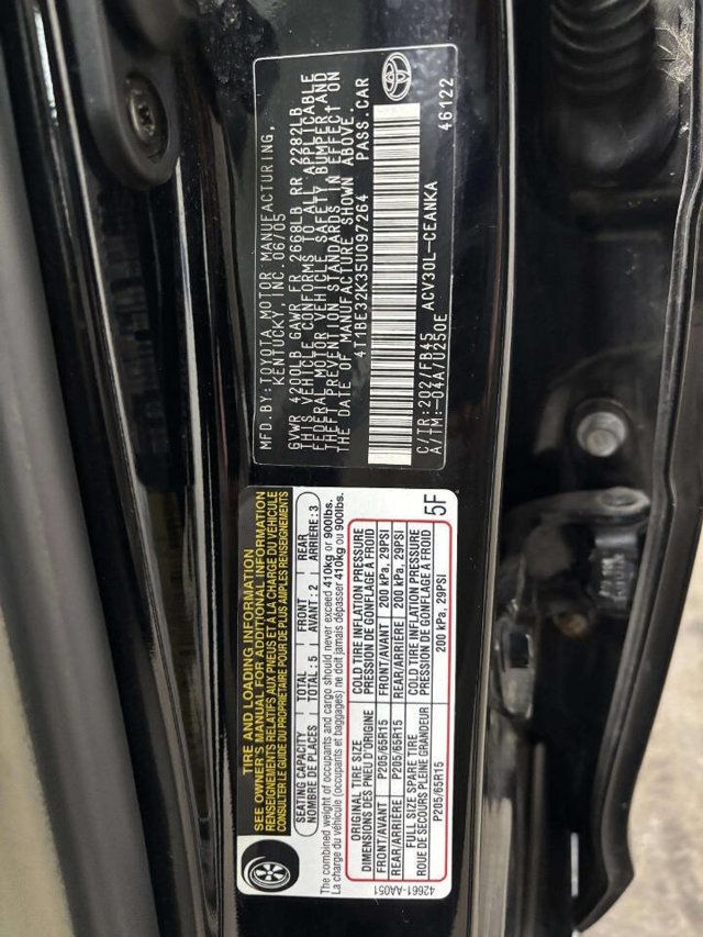 2005 Toyota Camry 4dr Sedan LE Automatic - 22961853 - 35