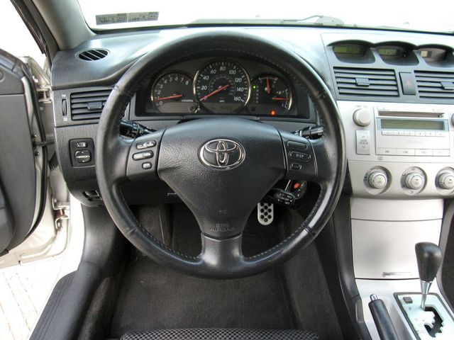 2005 Toyota Camry Solara 2dr Coupe SE Automatic - 23095277 - 18
