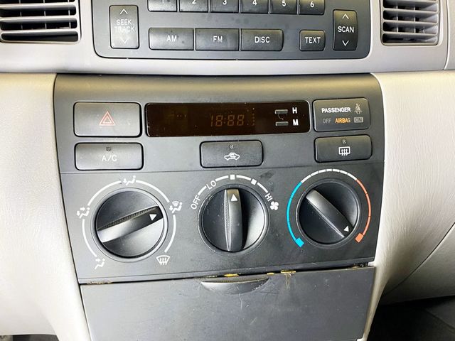 2005 Toyota Corolla 4dr Sedan CE Automatic - 22988903 - 25