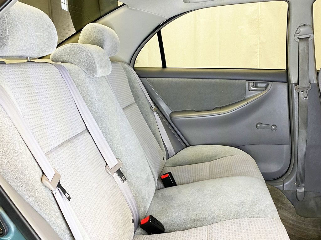 2005 Toyota Corolla 4dr Sedan CE Automatic - 22988903 - 36