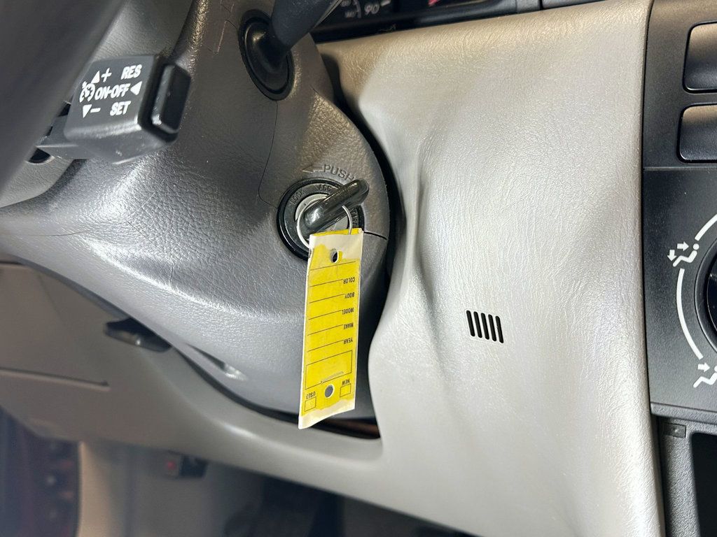 2005 Toyota Corolla 4dr Sedan CE Automatic - 23086595 - 22