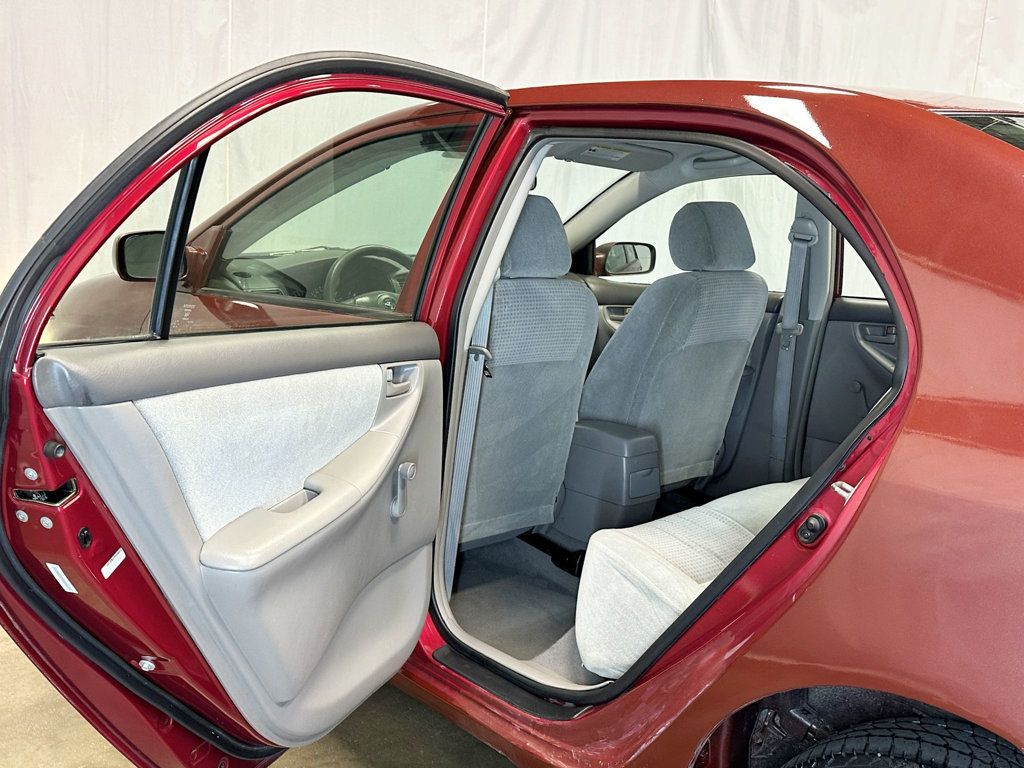 2005 Toyota Corolla 4dr Sedan CE Automatic - 23086595 - 27