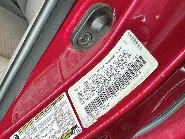 2005 Toyota Corolla 4dr Sedan CE Automatic - 23086595 - 37