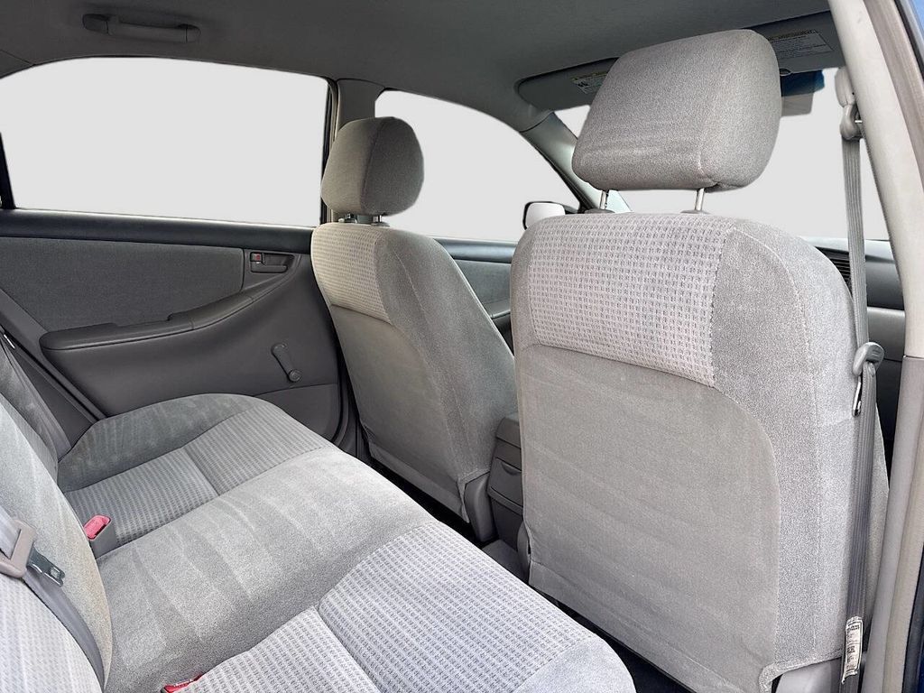 2005 Toyota Corolla 4dr Sedan CE Automatic - 22963268 - 15