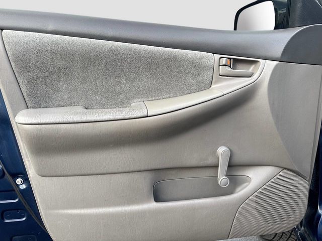 2005 Toyota Corolla 4dr Sedan CE Manual - 22963268 - 9